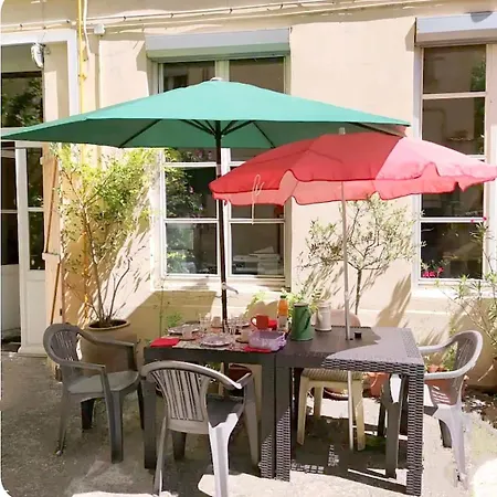 Apartamento Grand T3 Sur Cour, Centre Historique *